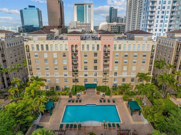 520 SE 5th Ave 3305, Fort Lauderdale FL 33301