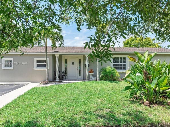 65 NE 209th Ter, Miami Gardens FL 33179