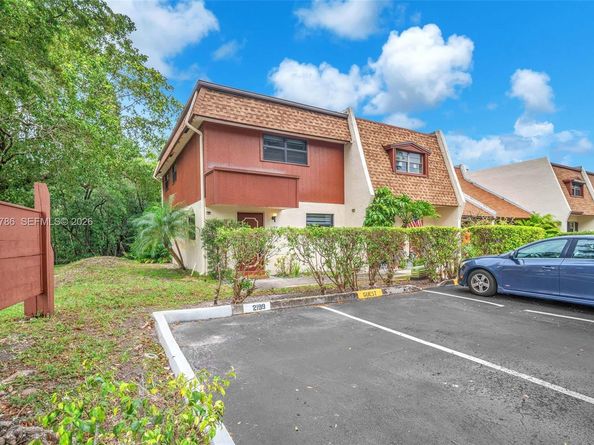 2199 N 14th Ave, Hollywood FL 33020