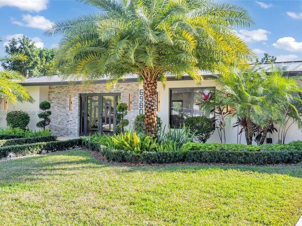 6980 NW 6th Ct, Plantation FL 33317