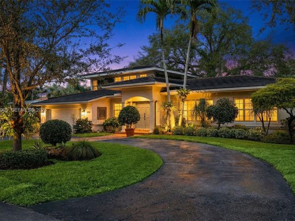 1255 Algardi Ave, Coral Gables FL 33146