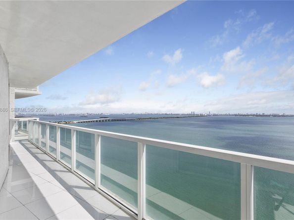 665 NE 25th St 2102, Miami FL 33137