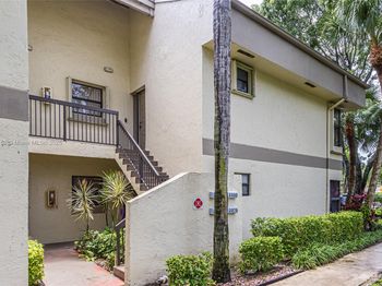 2880 S Carambola Cir S