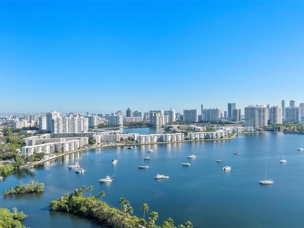 17301 Biscayne Blvd 2202, North Miami Beach FL 33160