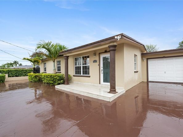11210 SW 47th Ter, Miami FL 33165