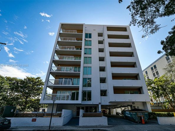 2740 SW 28th Ter 603, Miami FL 33133