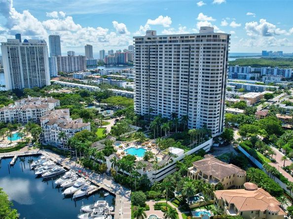 2000 Island Bl 1109, Aventura FL 33160