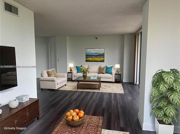 3400 NE 192nd St 504, Aventura FL 33180