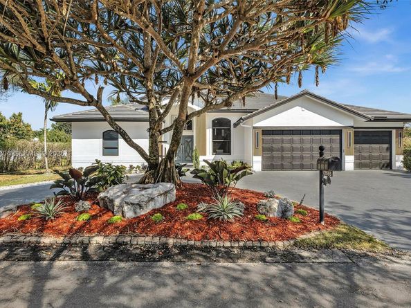 12555 SW 34th Pl, Davie FL 33330