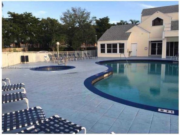 3441 NW 44th St 106, Oakland Park FL 33309