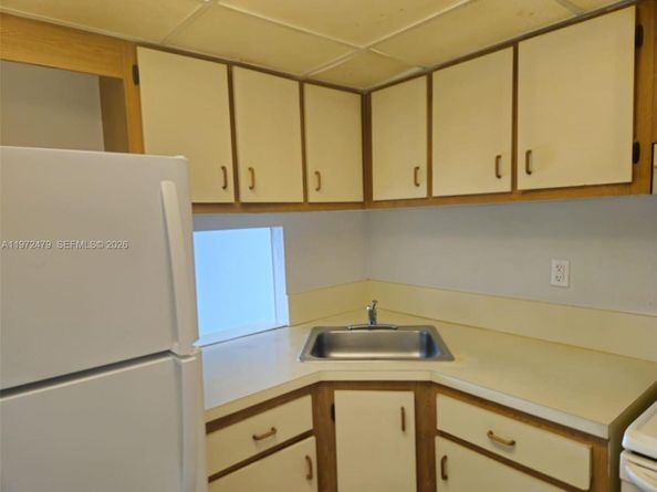 4550 NW 9th St 704E, Miami FL 33126