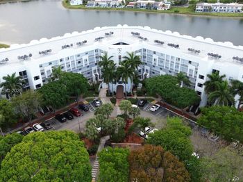10730 NW 66th St