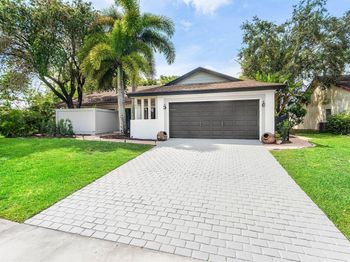 143 Miramar Avenue