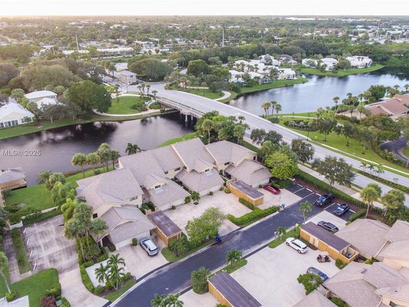 17081 Waterbend Dr 227, Jupiter FL 33477