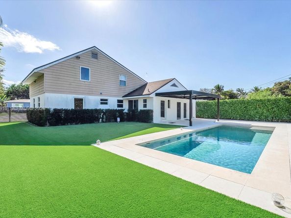 6735 SW 51st St, Miami FL 33155