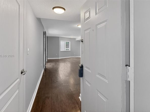 280 SW 20th Rd 904, Miami FL 33129