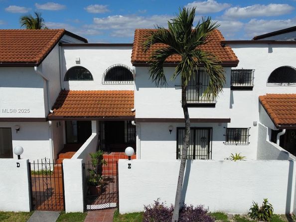 1331 SW 124th Ct E3, Miami FL 33184