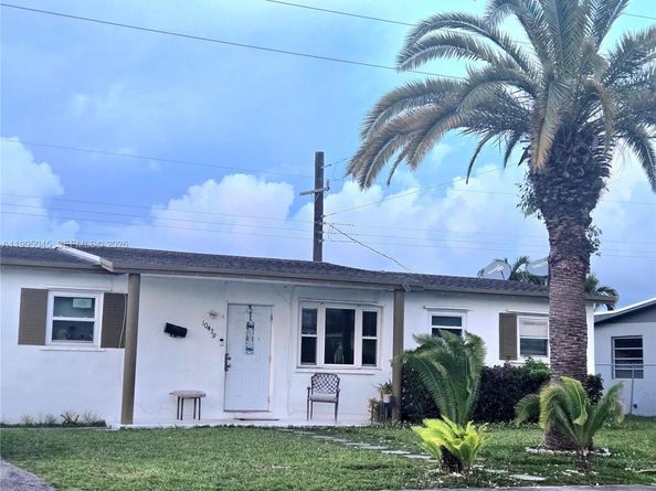 10425 SW 146th Ter, Miami FL 33176