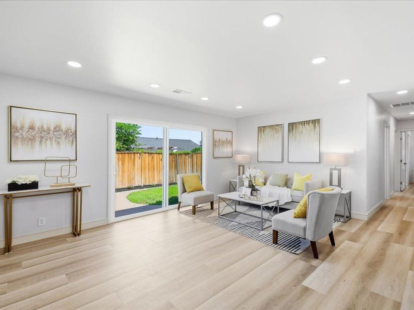 2123 Pruneridge Avenue, Santa Clara CA 95050
