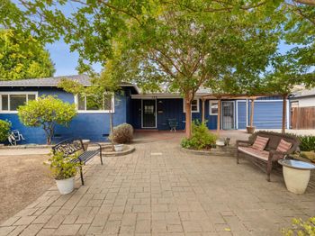 132 Decker Way