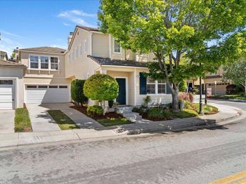 21 La Jolla Street