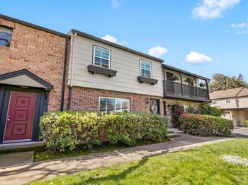 1384 N Loop Drive