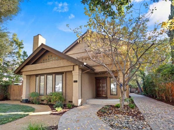 90 Walnut Avenue, Atherton CA 94027