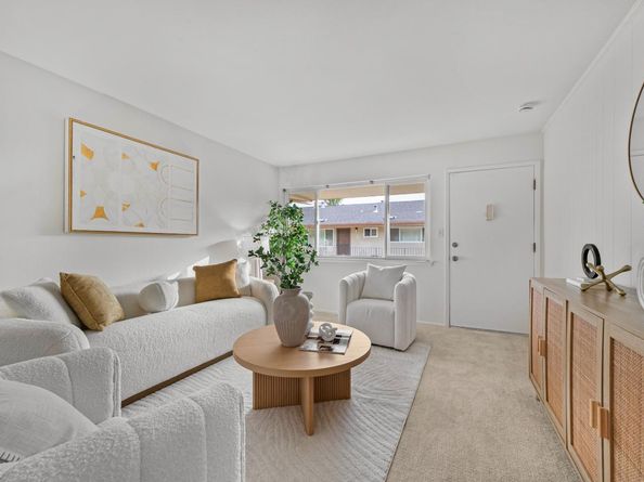 1369 Phelps Avenue 9, San Jose CA 95117
