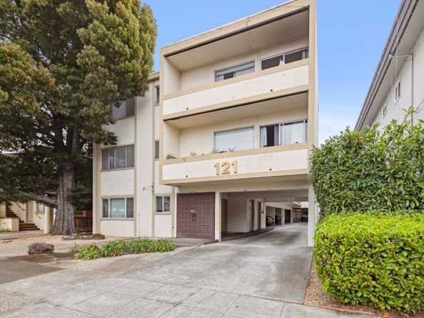 Lorton, Burlingame CA 94010