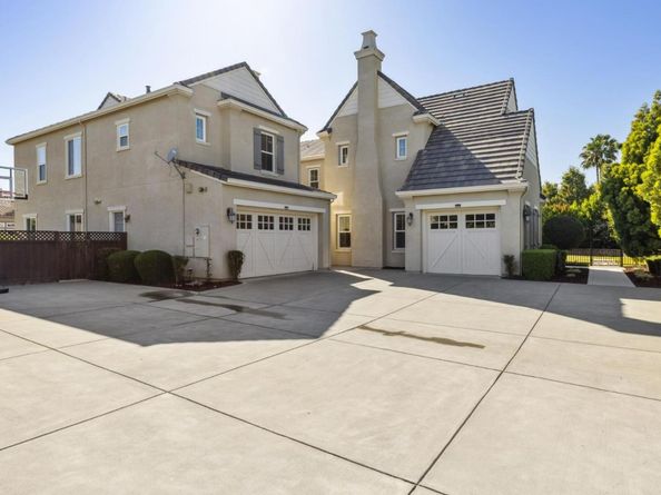 19011 Clayton Avenue, Morgan Hill CA 95037