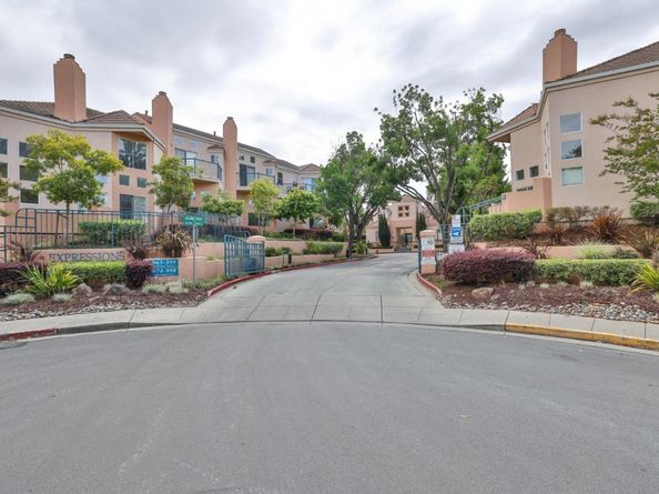 970 Asilomar Terrace 3, Sunnyvale CA 94086