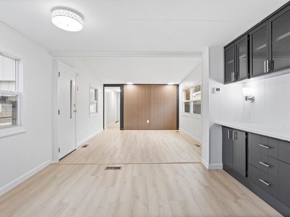 557 Southwest Cutoff 35, Worcester MA 01607