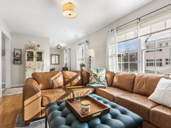 252 Albion Street 3, Wakefield MA 01880