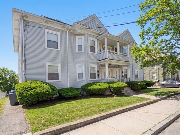 215 Ash St 3, Waltham MA 02453