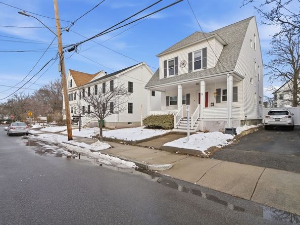 10 Bradshaw St, Medford MA 02155