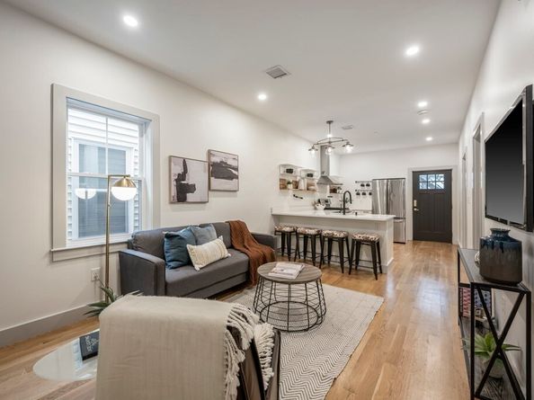 43 Wordsworth St 2, Boston MA 02128