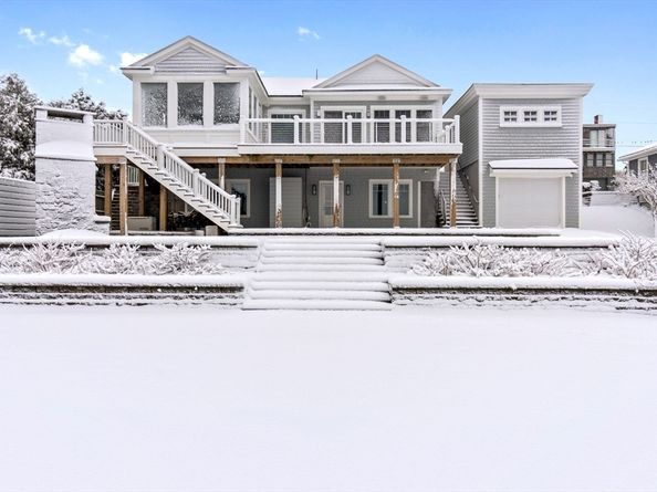 33 Bayview Rd, Ipswich MA 01938