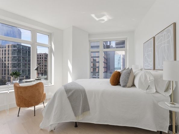 100 Lovejoy Wharf 6C, Boston MA 02114