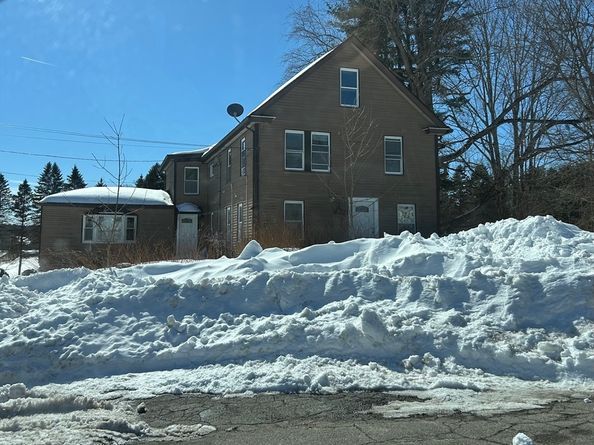 303 West Main Street, Millbury MA 01527