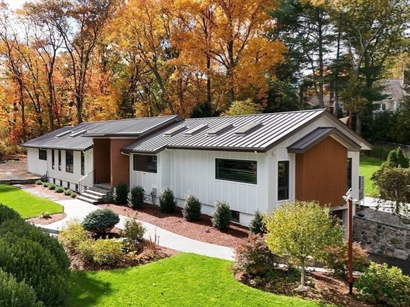 105 Summer, Weston MA 02493