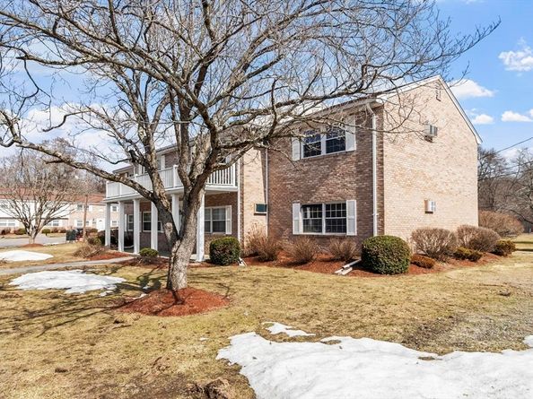 40 C Washington Park Drive 12, Andover MA 01810