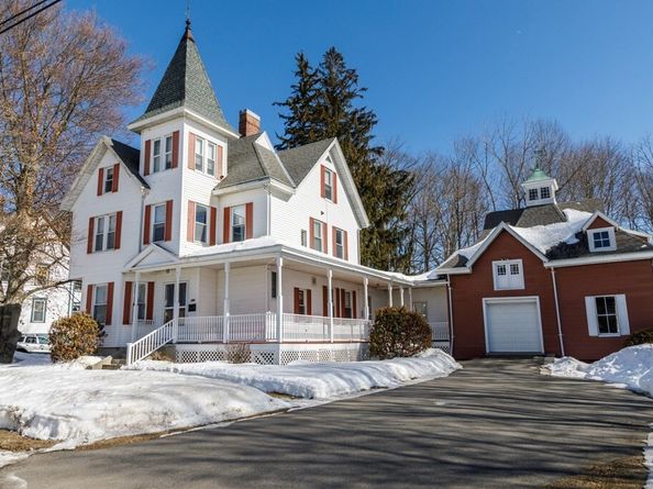 196 Chestnut Street, Gardner MA 01440