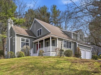 11 Longmeadow Way