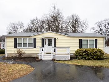 30 Leisurewood Drive