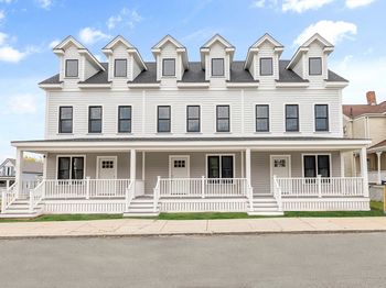 23-27 Cedar St