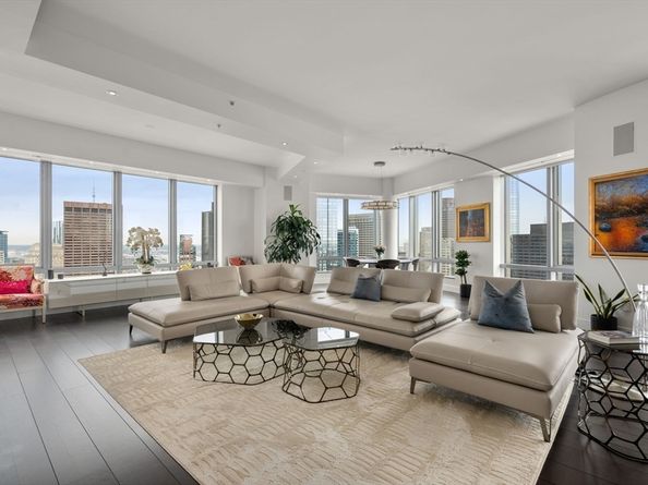 1 Avery PH2B, Boston MA 02111