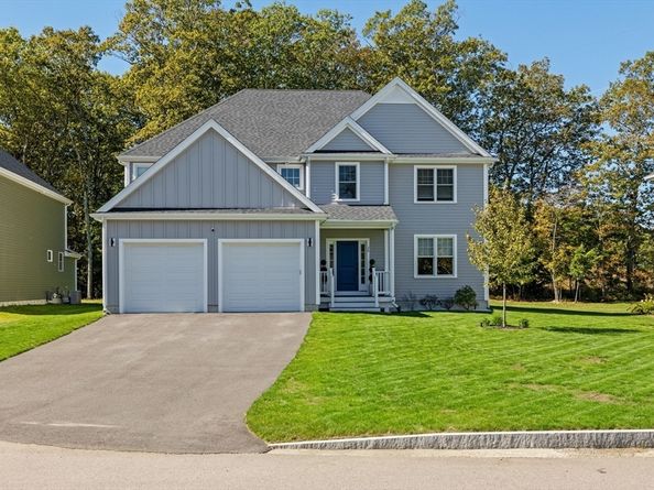 26 Timber Crest Dr, Medway MA 02053
