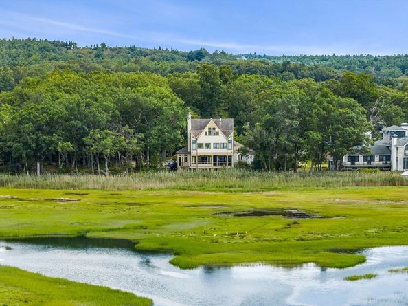 51 Lebaron Road, Essex MA 01929