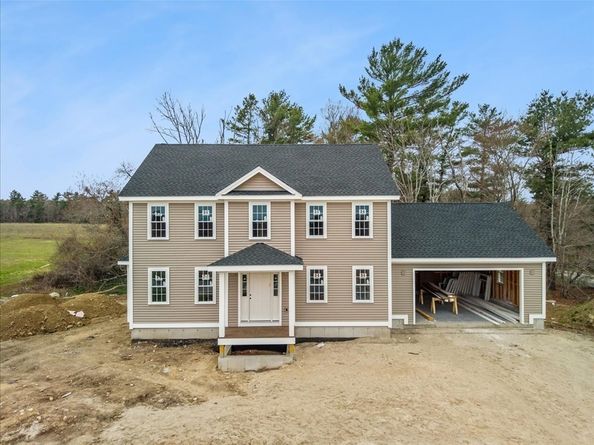 49 Thompson St, Middleboro MA 02346