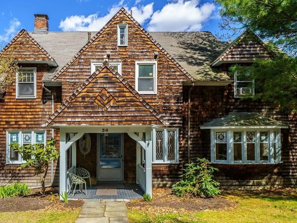 36 Dexter Rd, Newton MA 02460